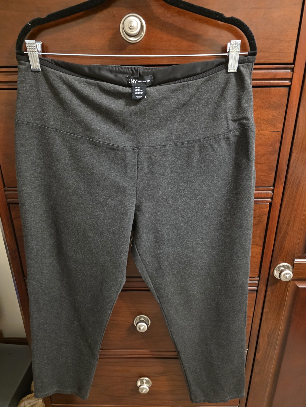 Jones New York Women's Charcoal Gray Cropped Ponte Pants